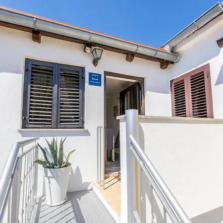 By The Sea Baska, Krk - 22412 Apartment Baska (Krk)